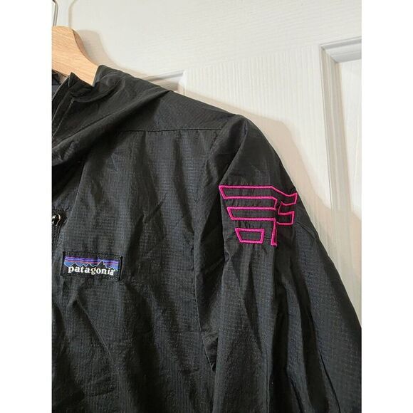 Patagonia Light Weight Windbreaker Black Jacket with customized logo XS - Picture 5 of 8